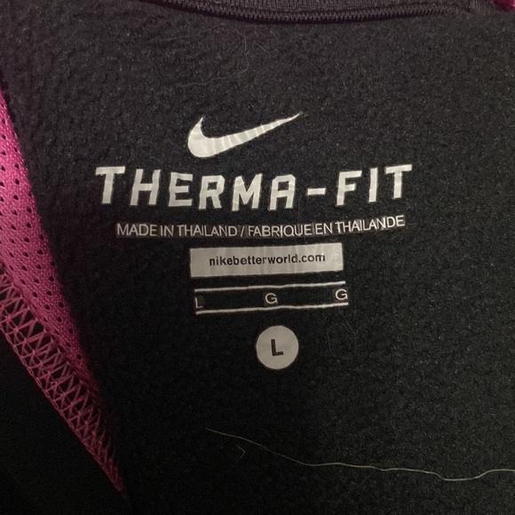 nike therma fit hoodie, womans L - Picture 2 of 3